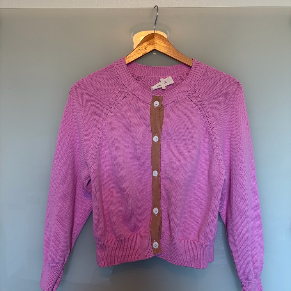 The Great. The Tiny Cardigan in the color Lilac Blossom - Picture 3 of 11